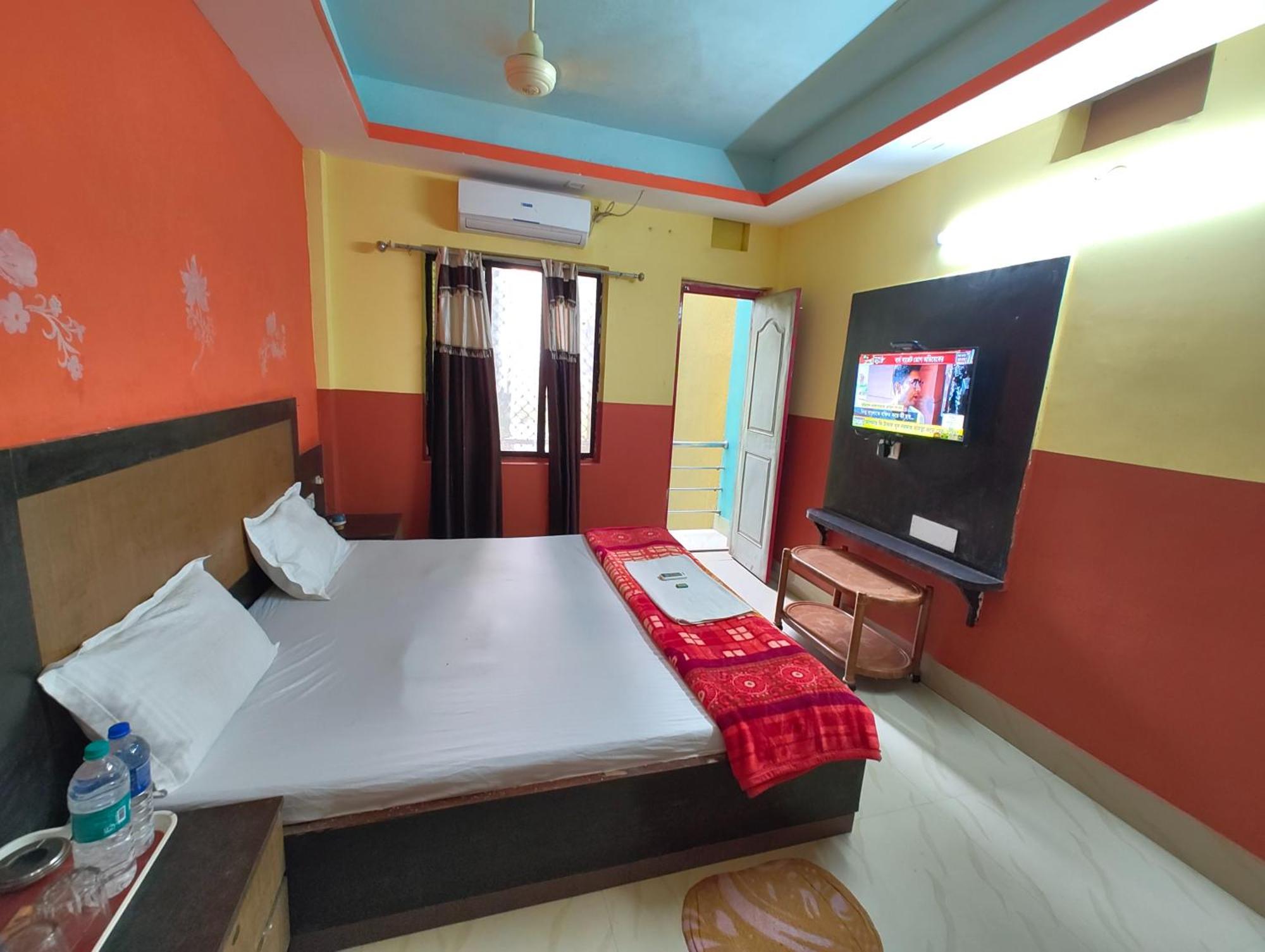 Goroomgo Samrat Palace Puri Near Sea Beach With Parking Facilities - Restaurant Available - Couple Friendly Exterior photo