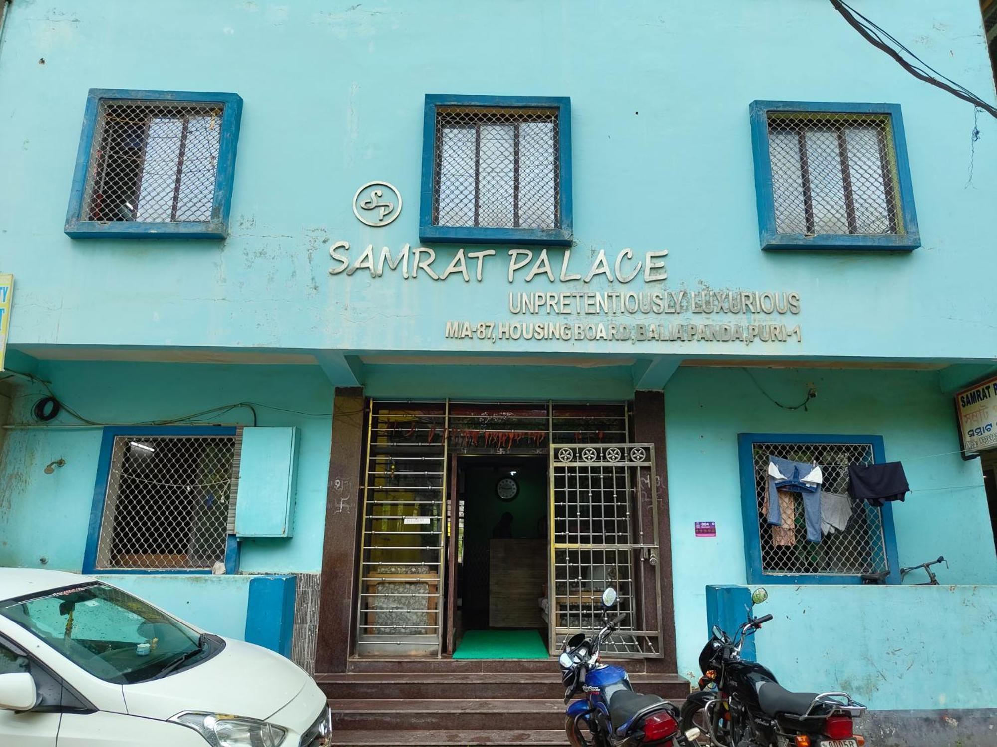 Goroomgo Samrat Palace Puri Near Sea Beach With Parking Facilities - Restaurant Available - Couple Friendly Exterior photo